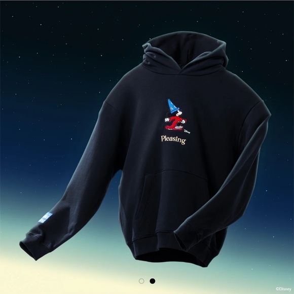 Disney x Pleasing L’Apprenti Sorcier Patch Hoodie new with tags Small - Picture 1 of 14